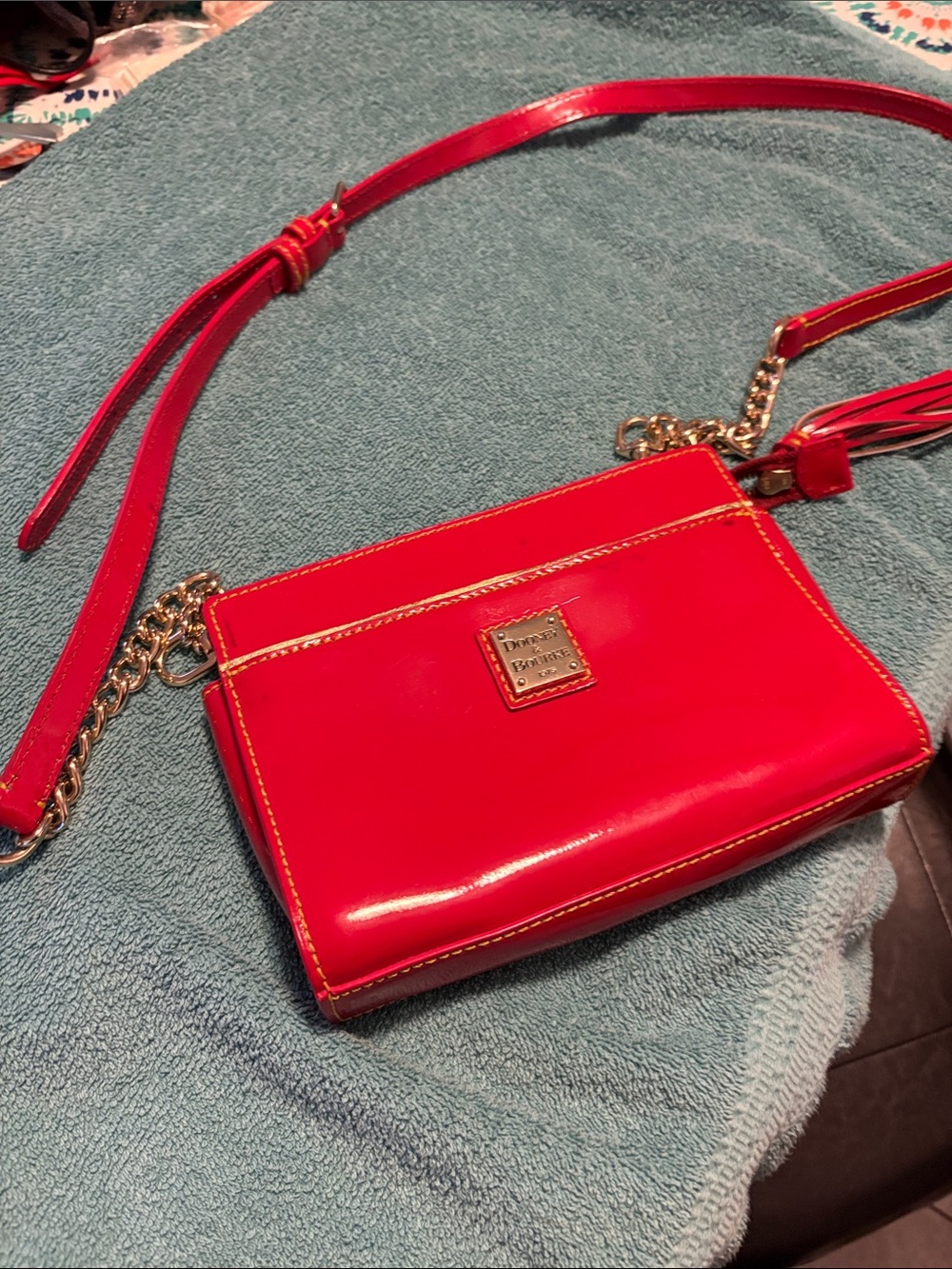 Red Patent Crossbody Bag with Gold Chain Strap Dooney and Bourke Kenzie new